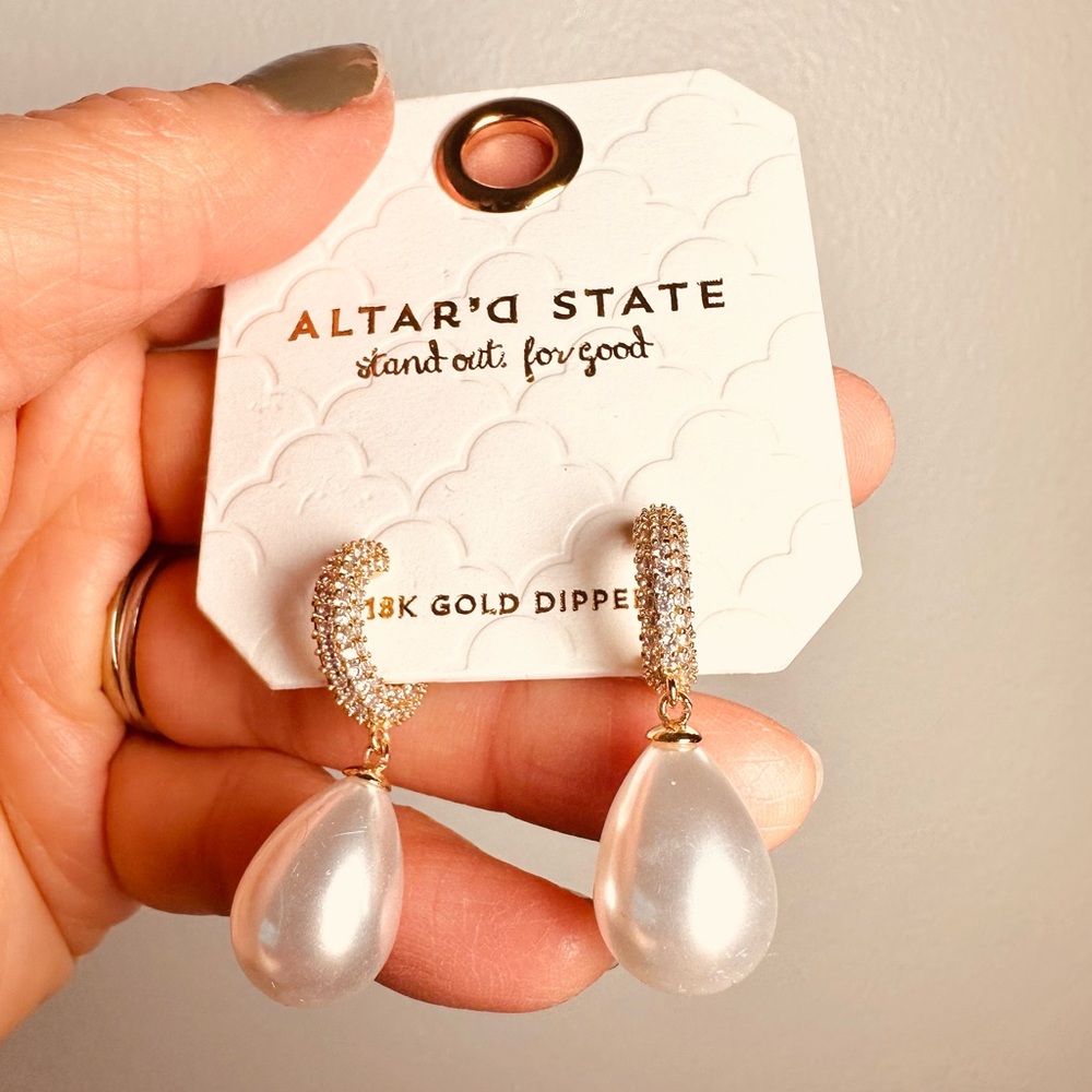 Altar'd State Gold and Pearl Teardrop Earrings